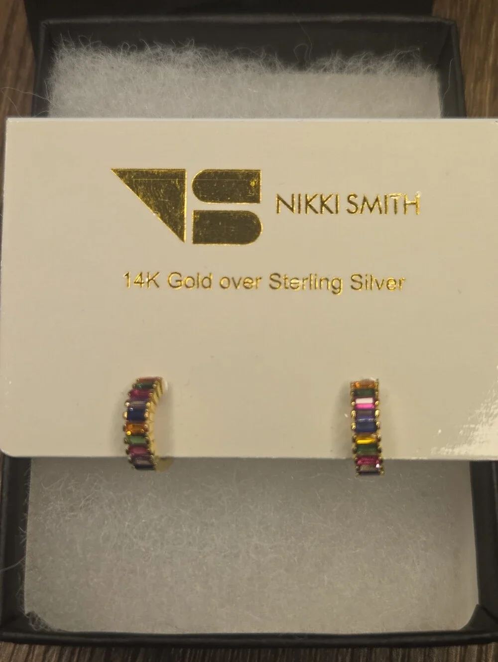 NWT Nikki Smith Rainbow Gem Huggies